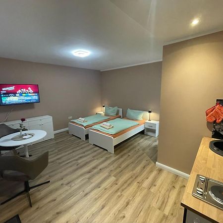 Top-Moderne Ferienwohnung Und Apartments Auf Frueherem Wunderschoenen Bauernhof Im Elbe-Elster-Kreis In Brandenburg Bei Herzberg-Elster, Schoenewalde, Holzdorf Buitenkant foto