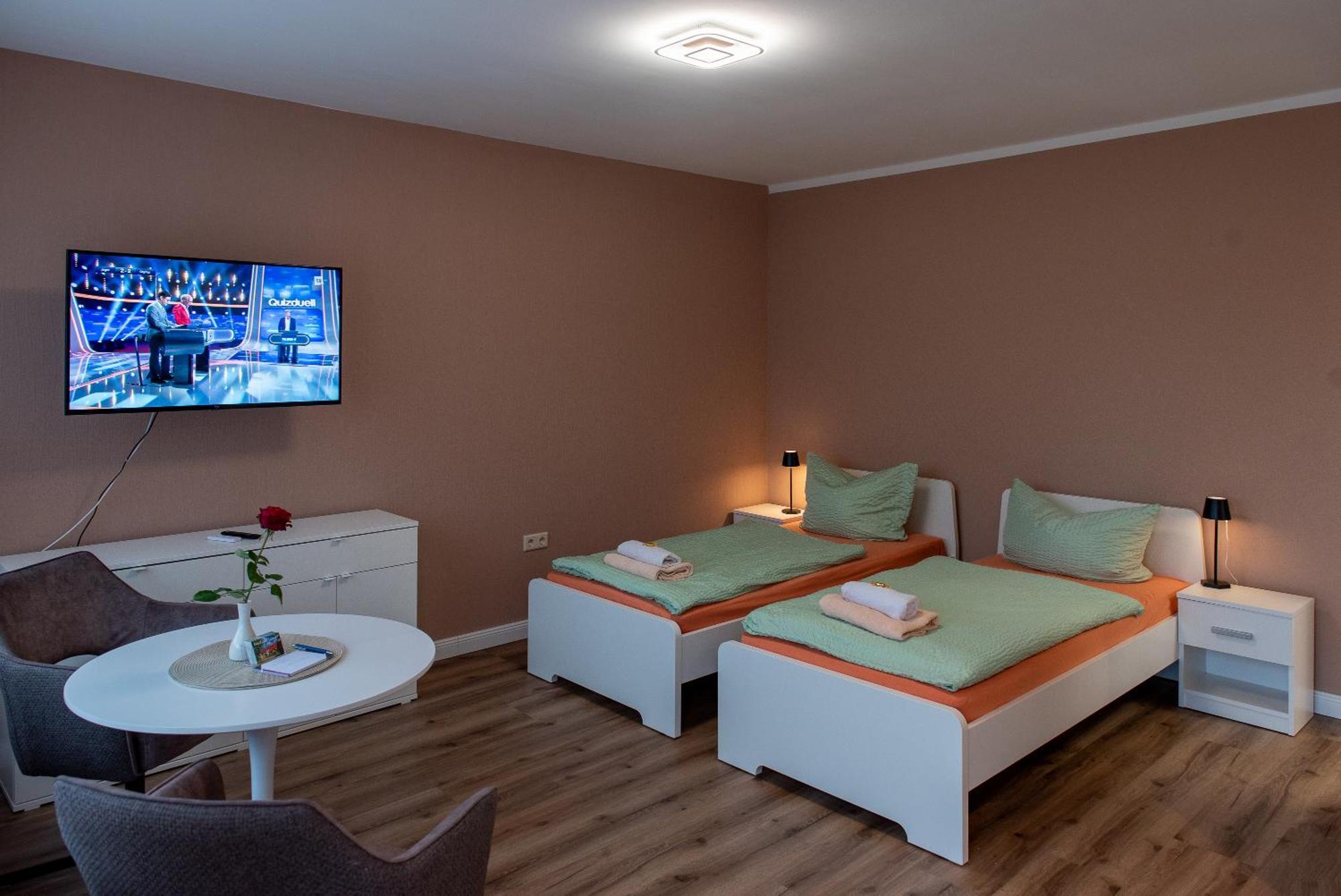 Top-Moderne Ferienwohnung Und Apartments Auf Frueherem Wunderschoenen Bauernhof Im Elbe-Elster-Kreis In Brandenburg Bei Herzberg-Elster, Schoenewalde, Holzdorf Buitenkant foto