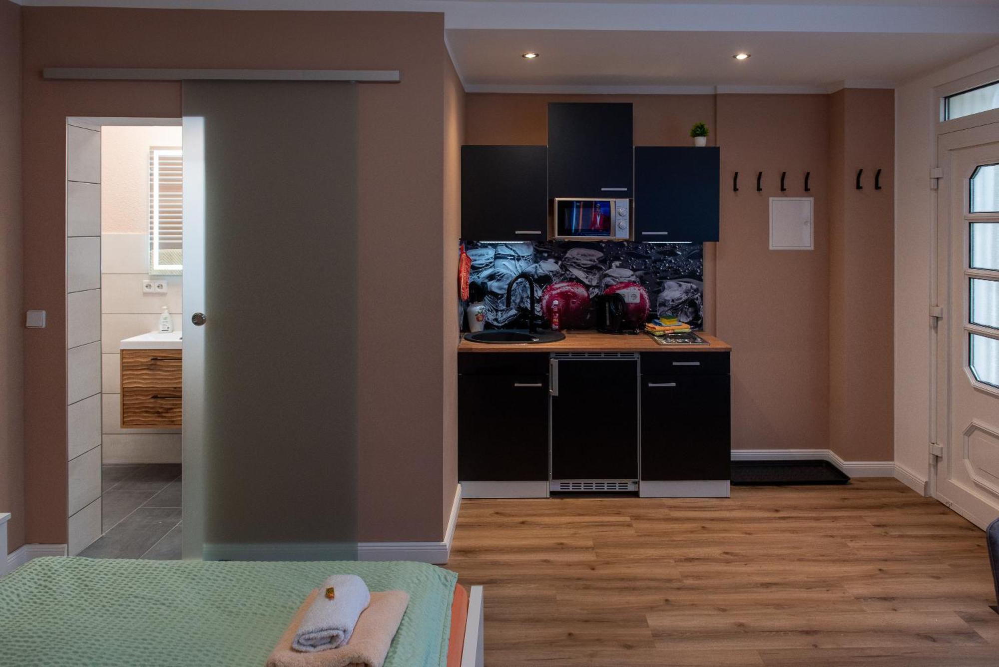 Top-Moderne Ferienwohnung Und Apartments Auf Frueherem Wunderschoenen Bauernhof Im Elbe-Elster-Kreis In Brandenburg Bei Herzberg-Elster, Schoenewalde, Holzdorf Buitenkant foto