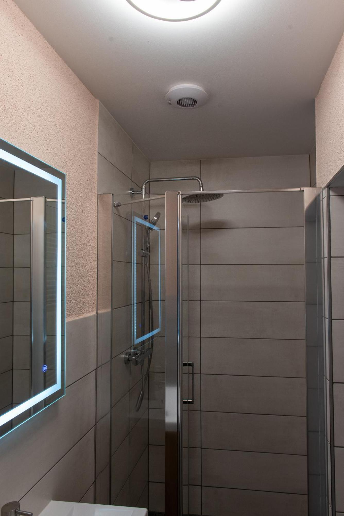 Top-Moderne Ferienwohnung Und Apartments Auf Frueherem Wunderschoenen Bauernhof Im Elbe-Elster-Kreis In Brandenburg Bei Herzberg-Elster, Schoenewalde, Holzdorf Buitenkant foto